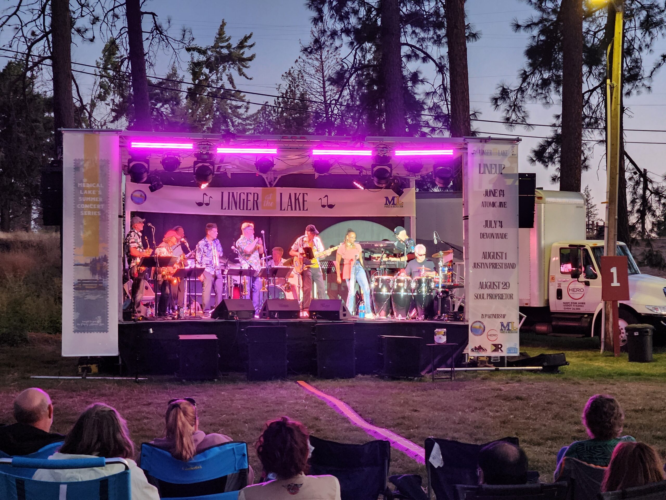 Linger Stage Lights